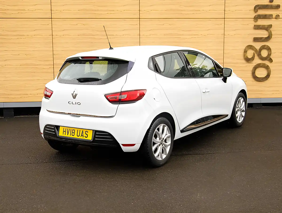 Used 2026 Renault Clio Dynamique Nav Glacier White - Interior and Exterior details 2