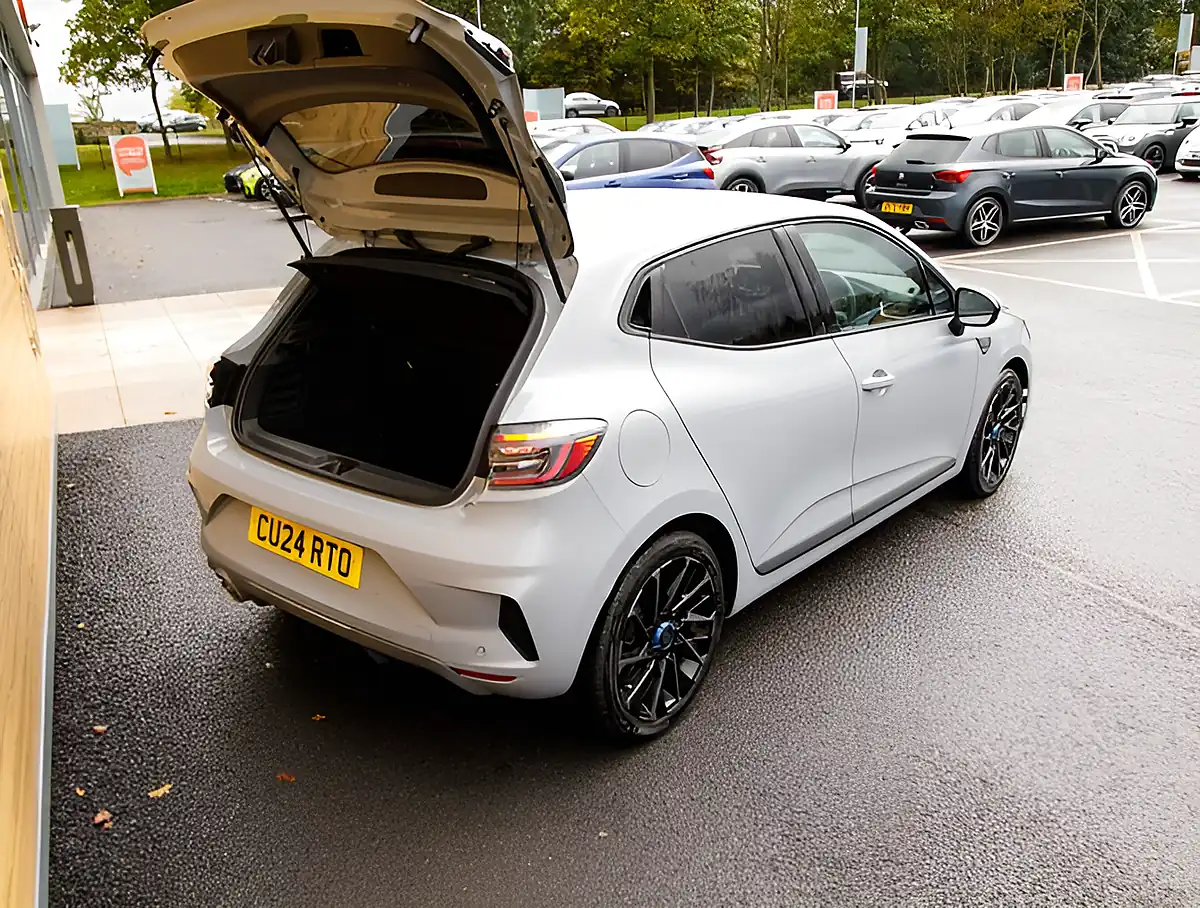 Used 2026 Renault Clio Esprit Alpine Grey - Interior and Exterior details 20