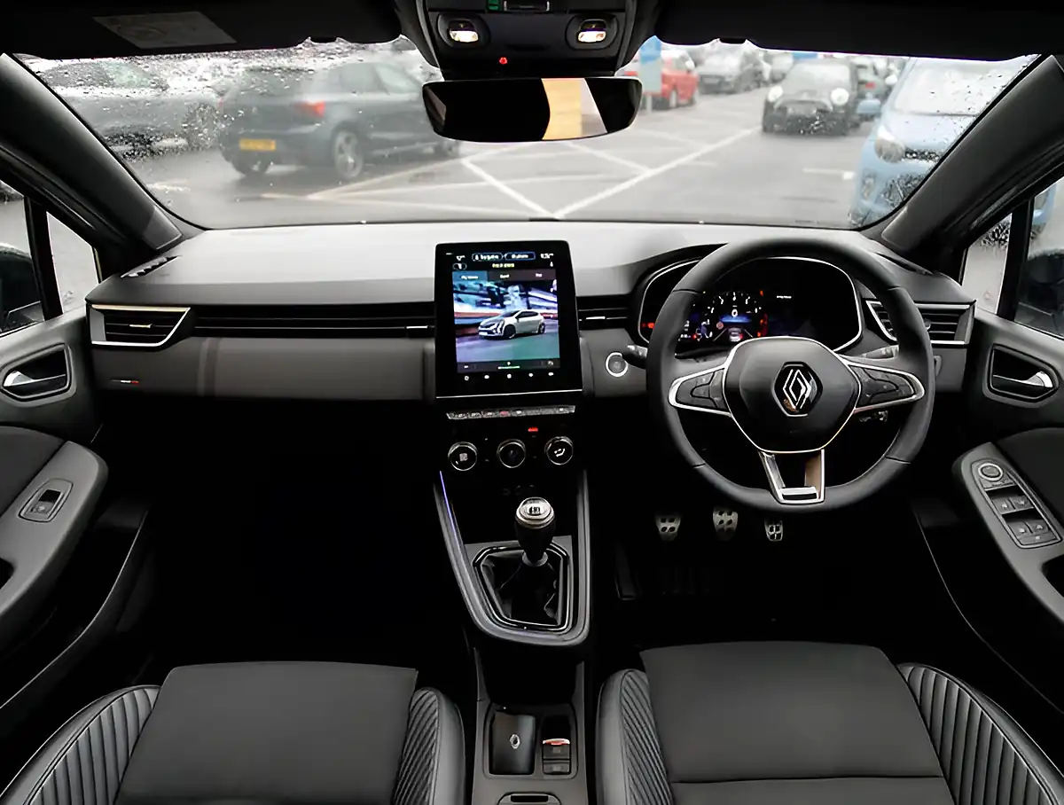 Used 2026 Renault Clio Esprit Alpine Grey - Interior and Exterior details 3