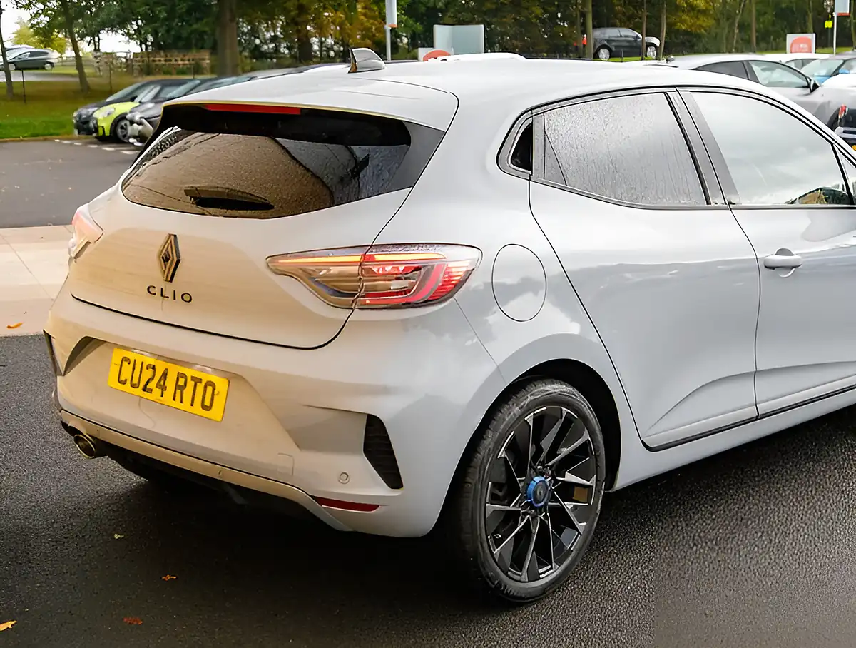 Used 2026 Renault Clio Esprit Alpine Grey - Interior and Exterior details 8