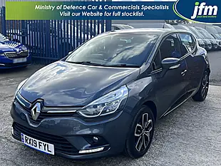 Used 2026 Renault Clio Play Titanium Grey Met - Interior and Exterior details 11