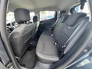 Used 2026 Renault Clio Play Titanium Grey Met - Interior and Exterior details 15