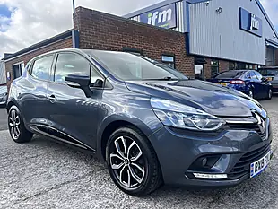 Used 2026 Renault Clio Play Titanium Grey Met - Interior and Exterior details 18