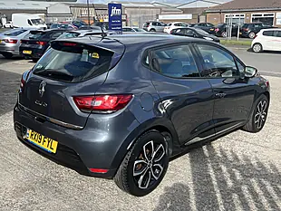 Used 2026 Renault Clio Play Titanium Grey Met - Interior and Exterior details 7
