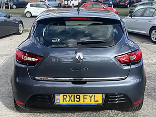 Used 2026 Renault Clio Play Titanium Grey Met - Interior and Exterior details 8