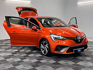 Used 2026 Renault Clio RS Line Bose Valencia Orange - Interior and Exterior details 15