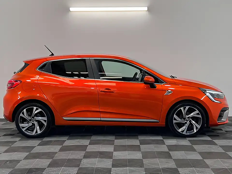 Used 2026 Renault Clio RS Line Bose Valencia Orange - Interior and Exterior details 2