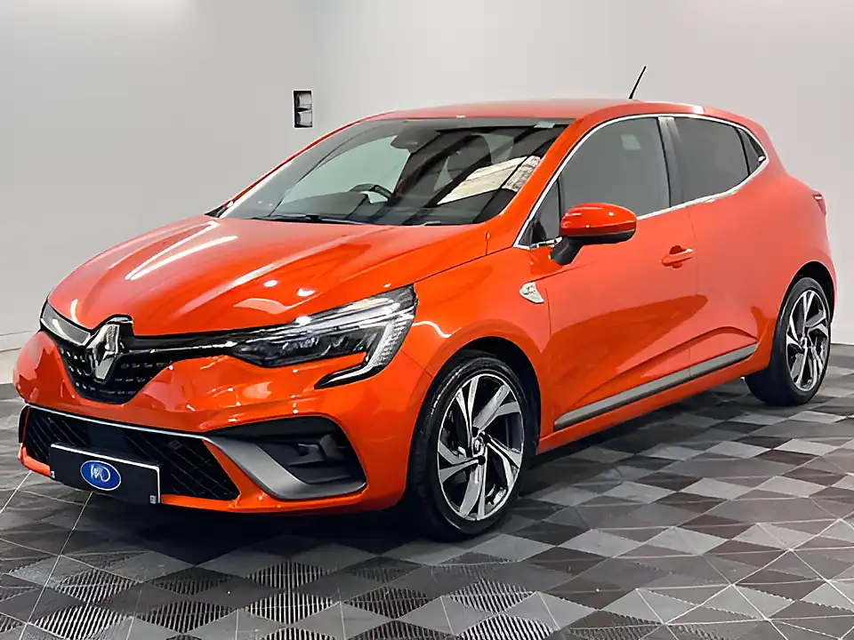 Used 2026 Renault Clio RS Line Bose Valencia Orange - Interior and Exterior details 9