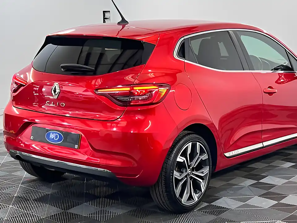 Used 2026 Renault Clio S Edition Flame Red - Interior and Exterior details 18