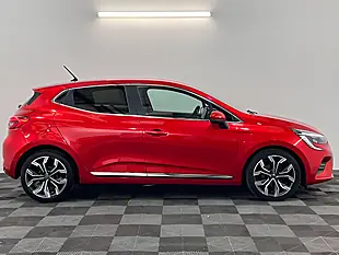 Used 2026 Renault Clio S Edition Flame Red - Interior and Exterior details 2