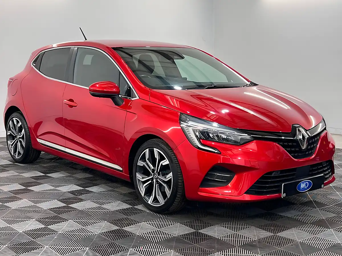 Used 2026 Renault Clio S Edition Flame Red - Interior and Exterior details 20