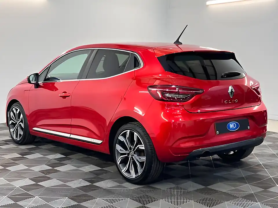 Used 2026 Renault Clio S Edition Flame Red - Interior and Exterior details 7