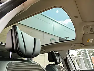 Used 2026 Renault Grand Scenic Signature Silver/Black - Interior and Exterior details 18