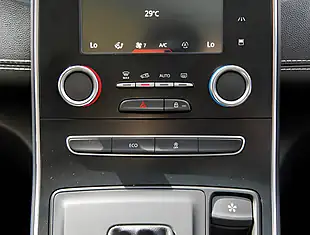 Used 2026 Renault Grand Scenic Signature Silver/Black - Interior and Exterior details 19