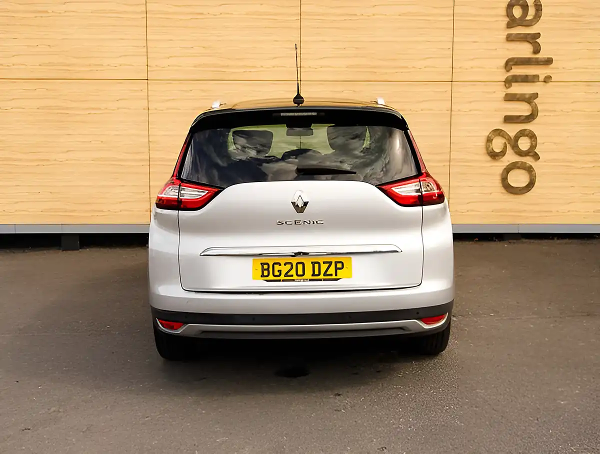 Used 2026 Renault Grand Scenic Signature Silver/Black - Interior and Exterior details 6