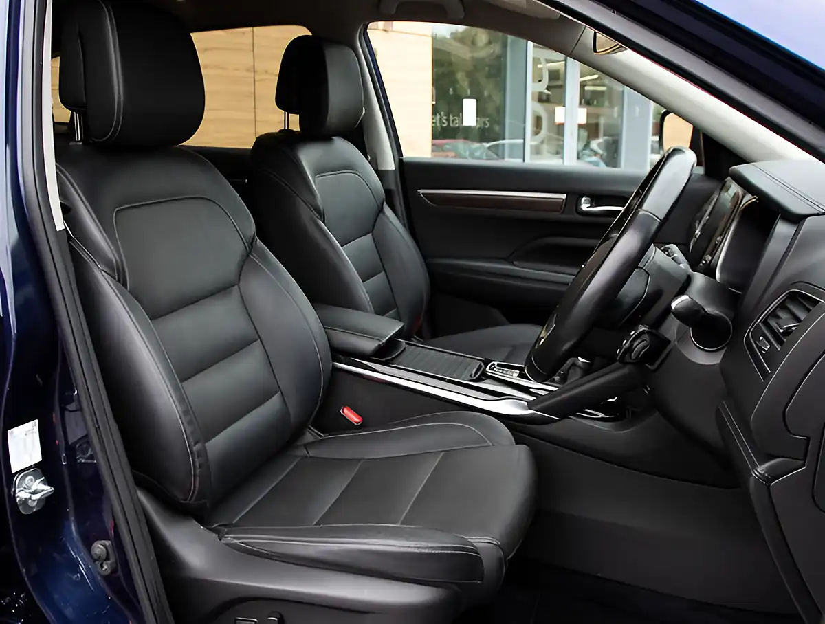 Used 2026 Renault Koleos GT Line Admiral Blue - Interior and Exterior details 18