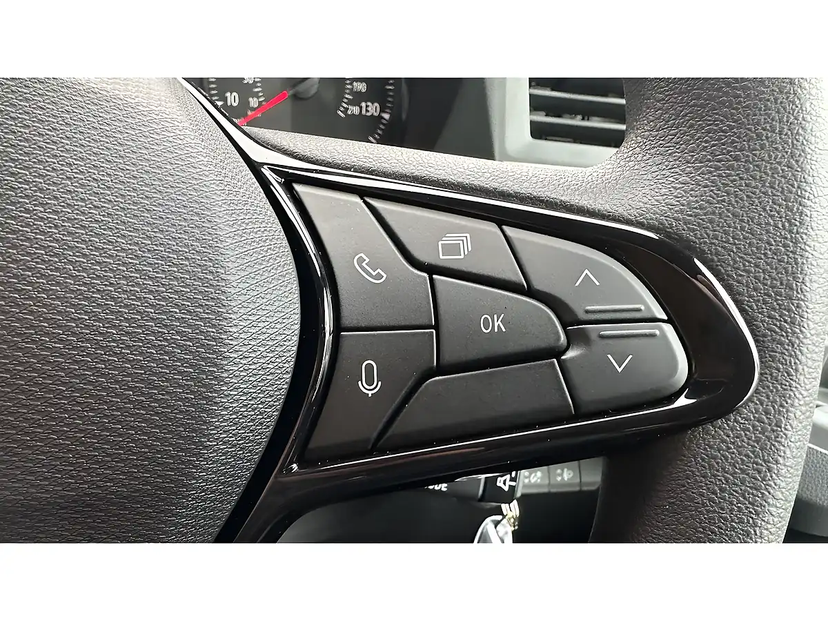 Used 2026 Renault Master Advance Mineral White - Interior and Exterior details 6