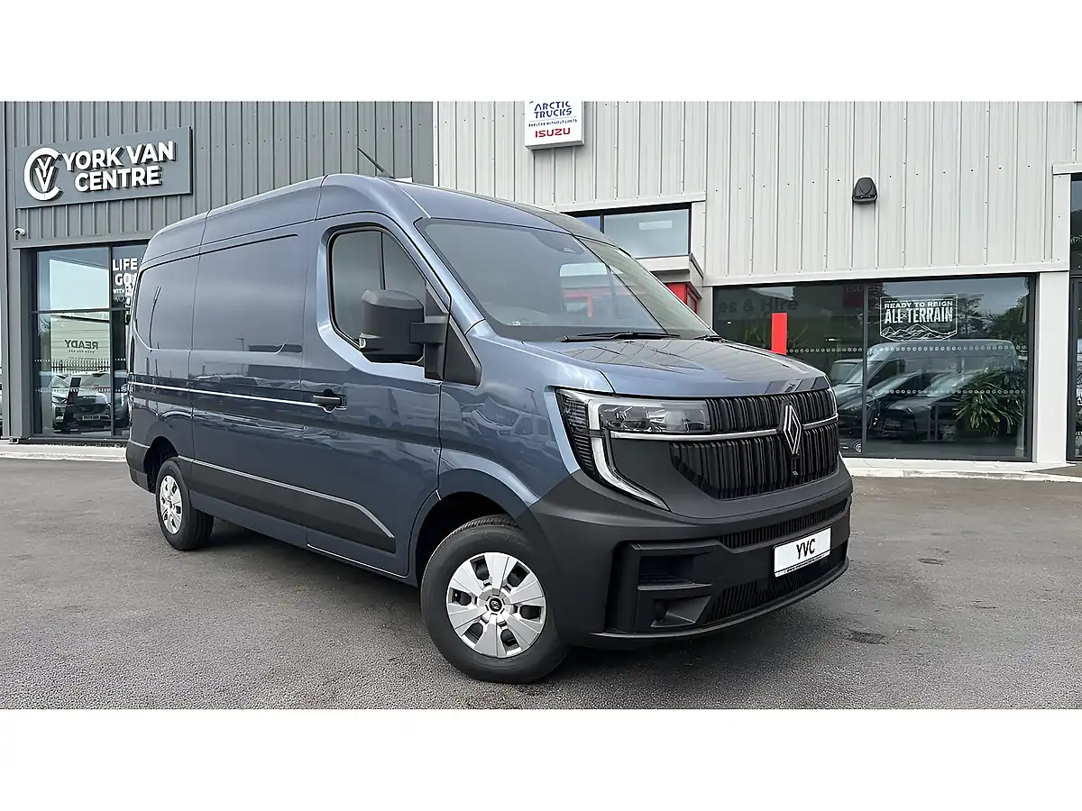 Used 2026 Renault Master Advance Tempest - Front View