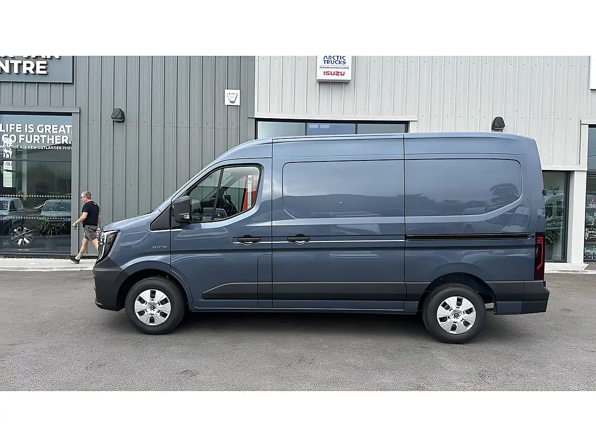 Used 2026 Renault Master Advance Tempest - Interior and Exterior details 16