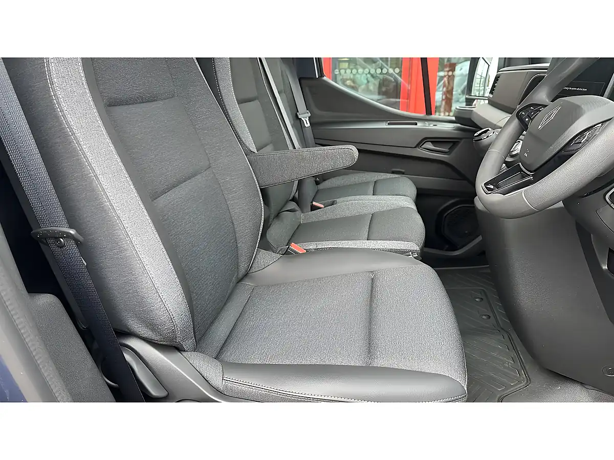 Used 2026 Renault Master Advance Tempest - Interior and Exterior details 6