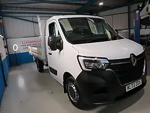 Used 2026 Renault Master ML35 Business Dropside White - Interior and Exterior details 2