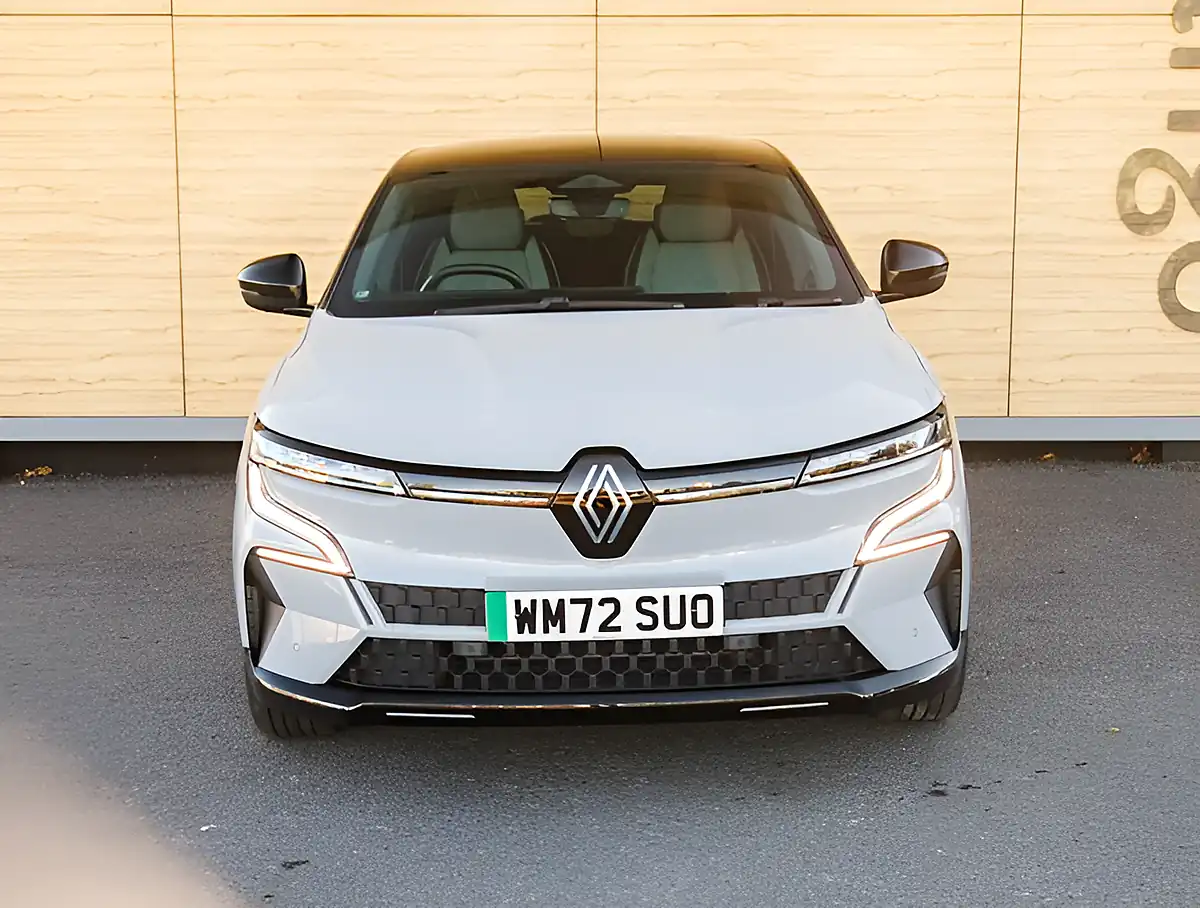 Used 2026 Renault Megane Techno Grey/Black - Interior and Exterior details 5