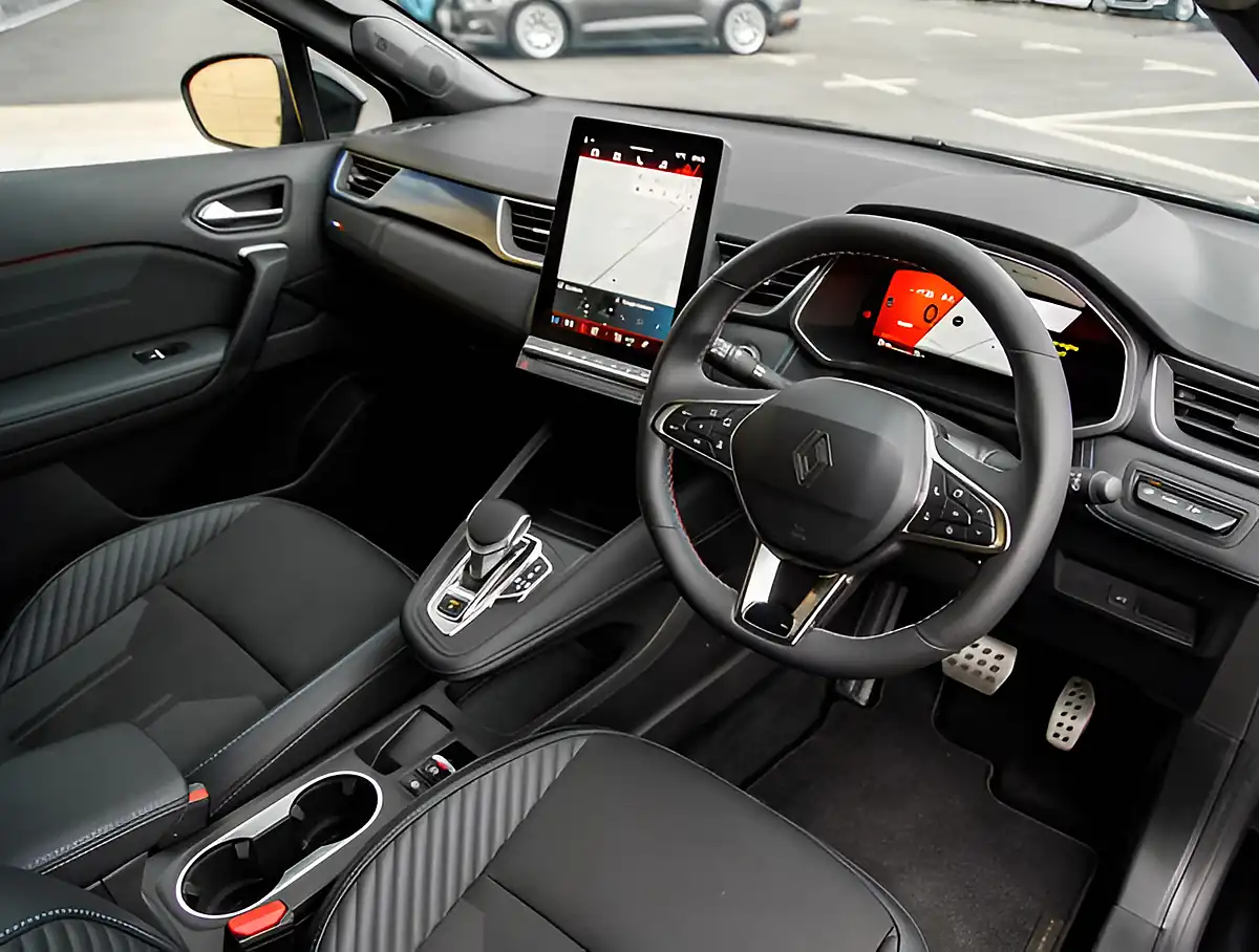 Used 2026 Renault Symbioz Techno Esprit Alpine Black - Interior and Exterior details 4