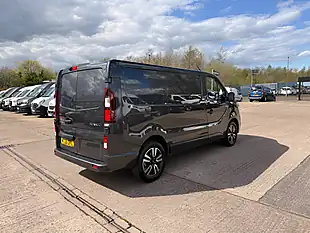 Used 2026 Renault Trafic SL30 Extra Sport Grey - Interior and Exterior details 3