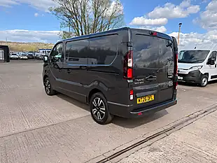 Used 2026 Renault Trafic SL30 Extra Sport Grey - Interior and Exterior details 6
