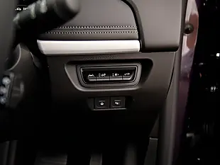 Used 2026 Renault Zoe Iconic Purple - Interior and Exterior details 10