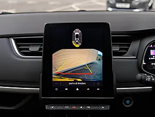 Used 2026 Renault Zoe Iconic Purple - Interior and Exterior details 17