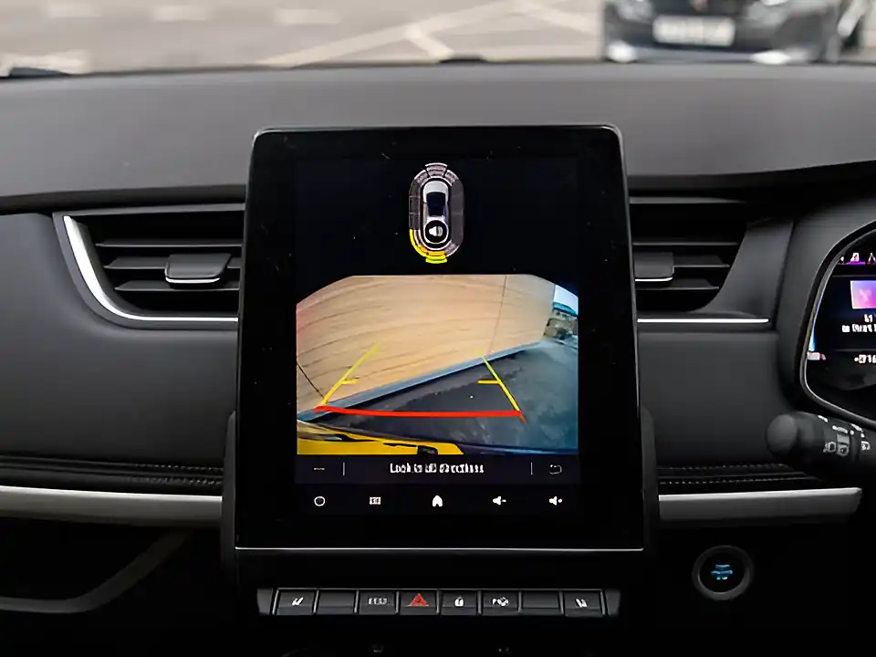 Used 2026 Renault Zoe Iconic Purple - Interior and Exterior details 17