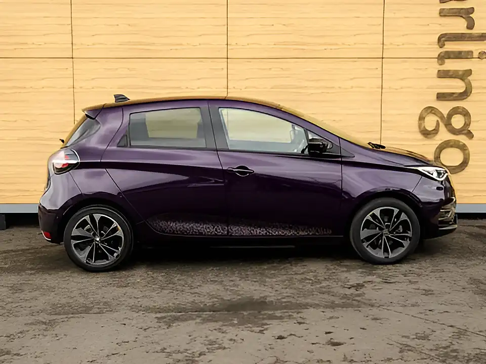Used 2026 Renault Zoe Iconic Purple - Interior and Exterior details 8