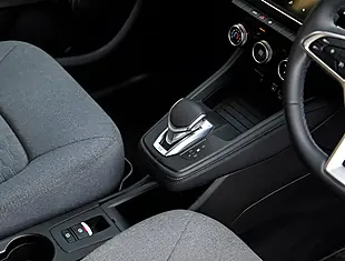 Used 2026 Renault Zoe Se White - Interior and Exterior details 18