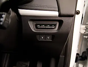 Used 2026 Renault Zoe Techno White - Interior and Exterior details 10