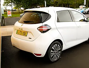 Used 2026 Renault Zoe Techno White - Interior and Exterior details 7