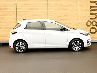 Used 2026 Renault Zoe Techno White - Interior and Exterior details 8