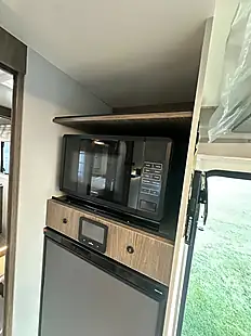 Used 2026 Roller Team T-Line 740 Metallic Black - Interior and Exterior details 15