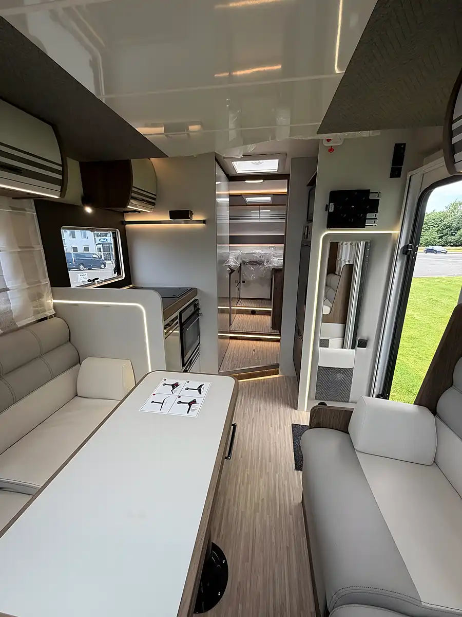 Used 2026 Roller Team T-Line 750 - Interior and Exterior details 11