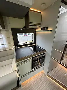 Used 2026 Roller Team T-Line 750 - Interior and Exterior details 12