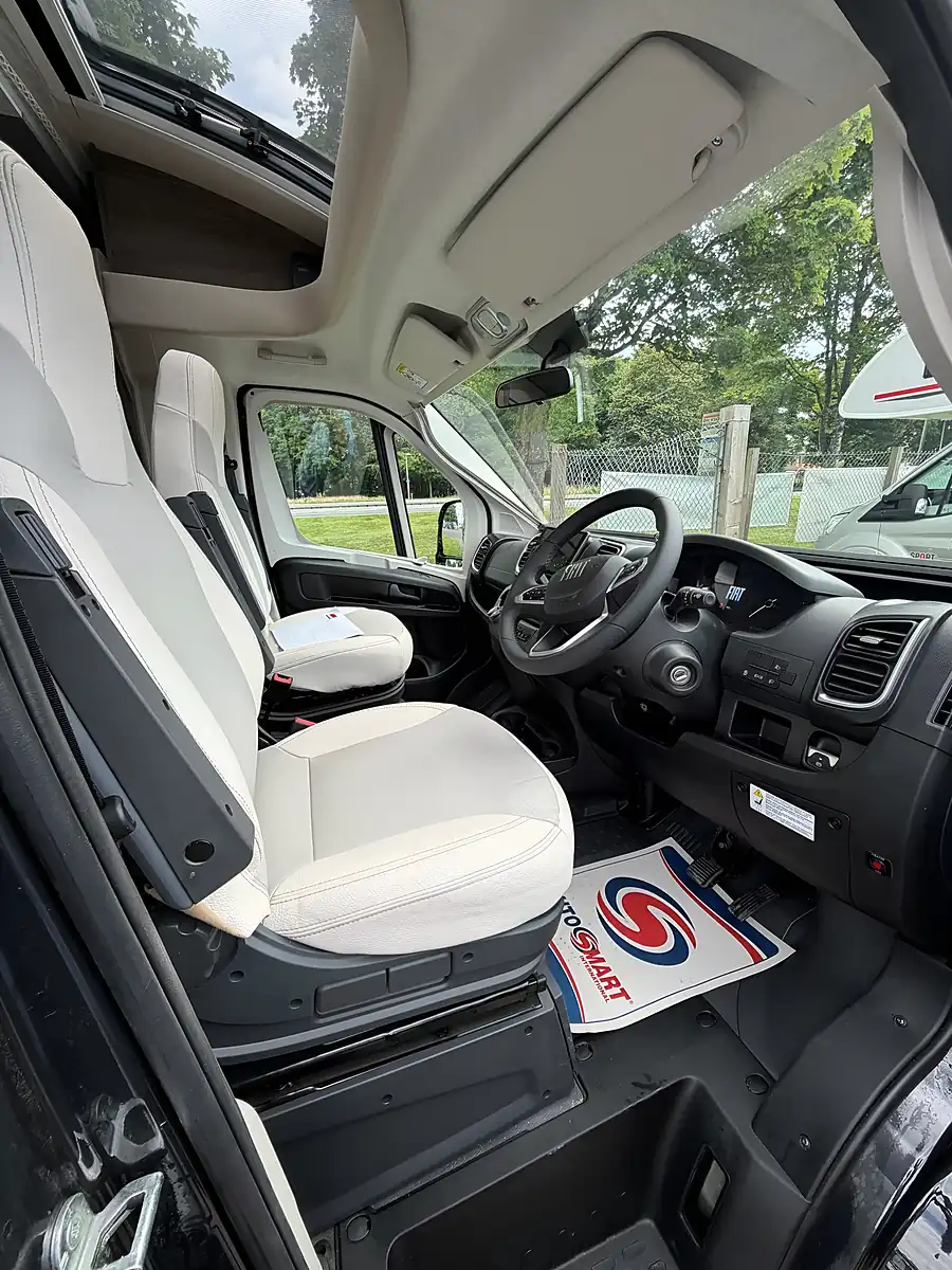 Used 2026 Roller Team T-Line 750 - Interior and Exterior details 6