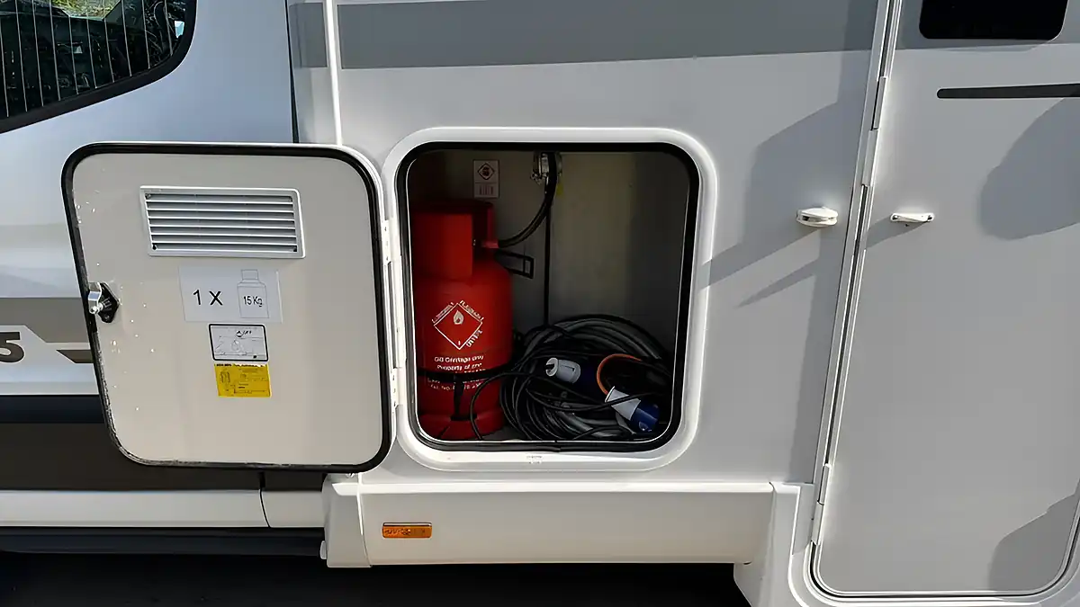 Used 2026 Roller Team Zefiro 675 - Interior and Exterior details 20