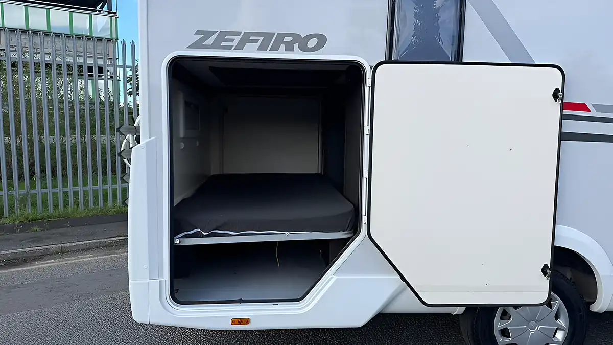 Used 2026 Roller Team Zefiro 675 - Interior and Exterior details 8