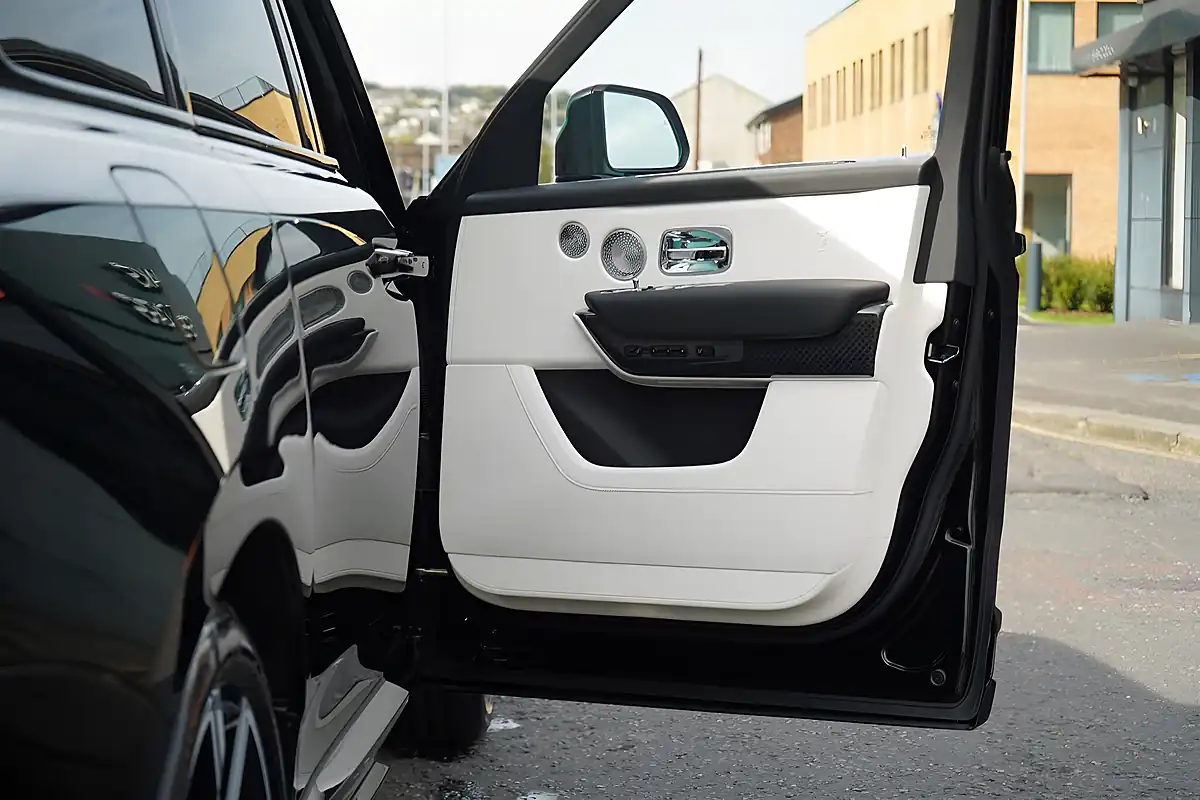 Used 2026 Rolls-Royce Cullinan Series Ii Black Badge Black - Interior and Exterior details 14