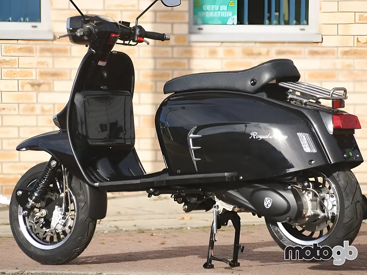 Used 2026 Royal Alloy GT 125 Grey - Interior and Exterior details 10