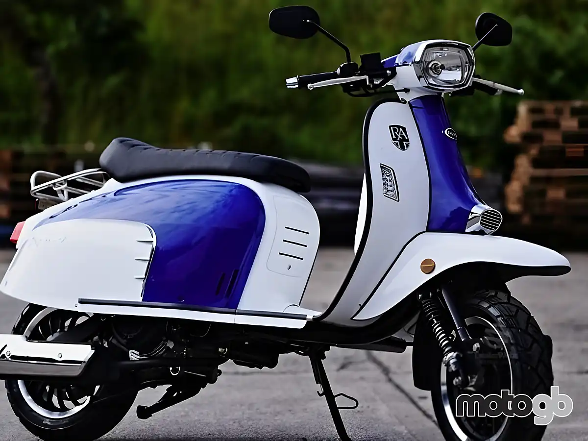 Used 2026 Royal Alloy GT 125 Grey - Interior and Exterior details 11
