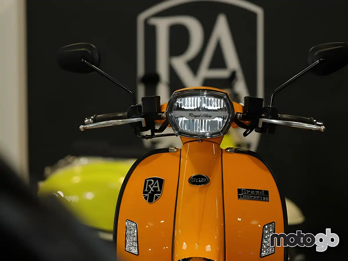Used 2026 Royal Alloy GT 125 Grey - Interior and Exterior details 19