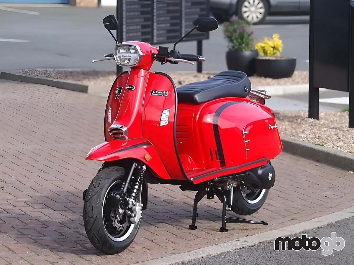 Used 2026 Royal Alloy GT 125 Grey - Interior and Exterior details 9