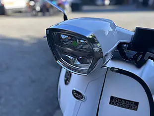 Used 2026 Royal Alloy GT125 Ac Cbs White - Interior and Exterior details 12