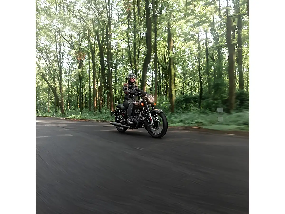 Used 2026 Royal Enfield Bullet 350 Black Gold Black Gold - Interior and Exterior details 2
